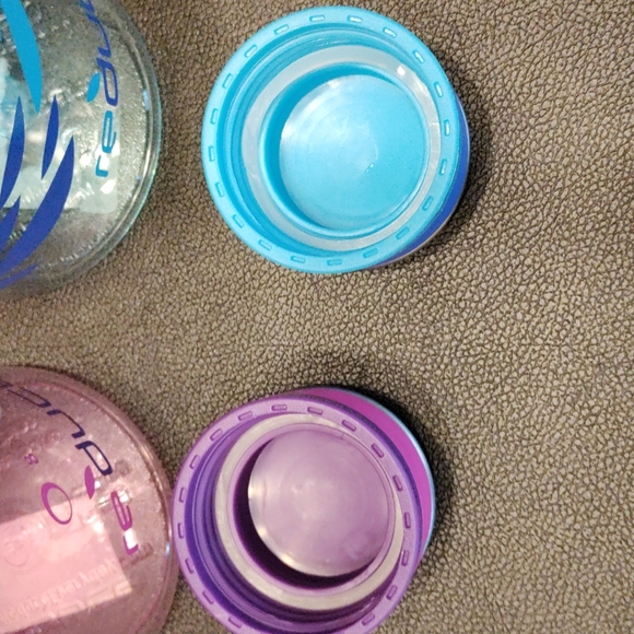 Reduce brand water bottles - Picture 4 of 12